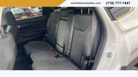 2021 Hyundai Santa Fe SE