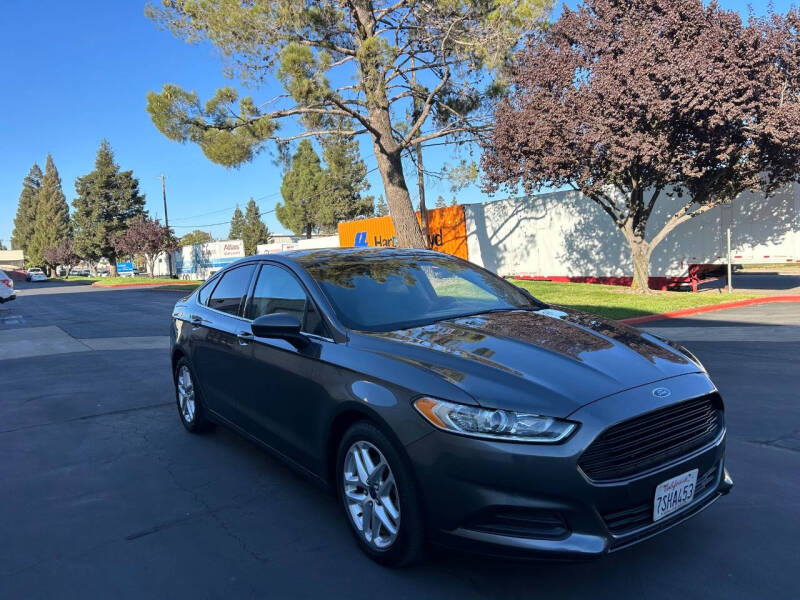 2016 Ford Fusion S photo 7