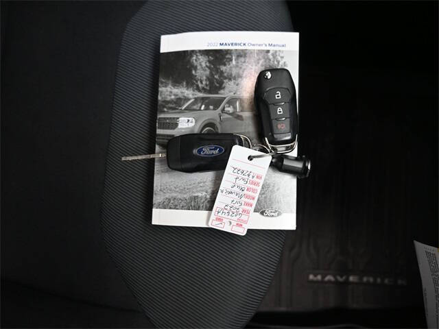 2022 Ford Maverick XL