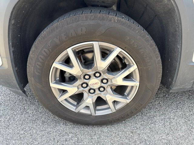 2022 GMC Acadia SLT