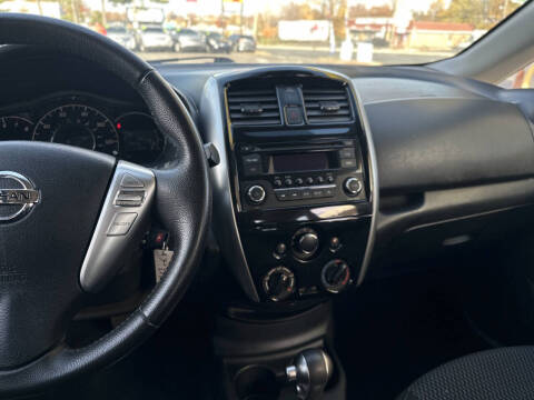 2015 Nissan Versa Note SV