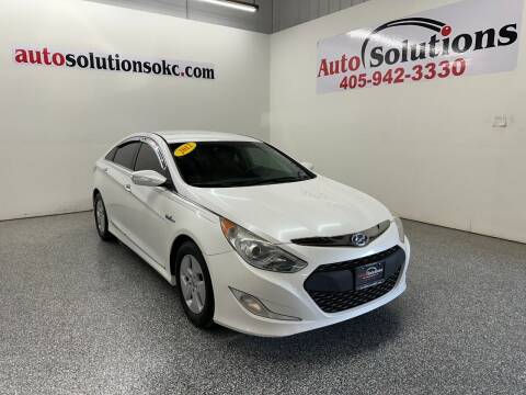 2012 Hyundai Sonata Hybrid for sale at Auto Solutions in Warr Acres OK