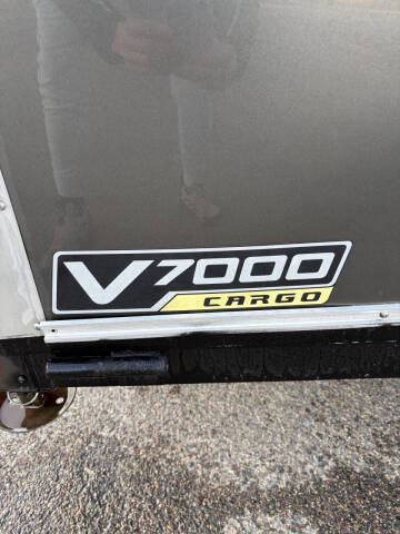 2017 Haulmark V7000