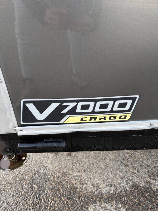 2017 Haulmark V7000