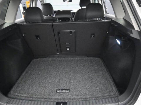 2024 Volkswagen Taos SE 4Motion