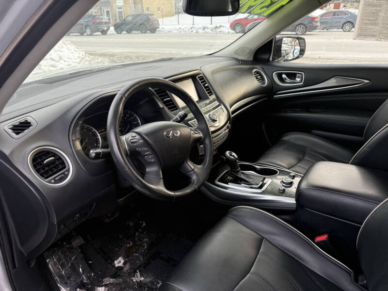 2018 Infiniti QX60 photo 3
