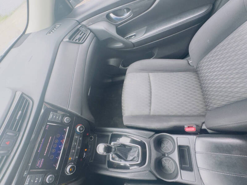 2018 Nissan Rogue SL