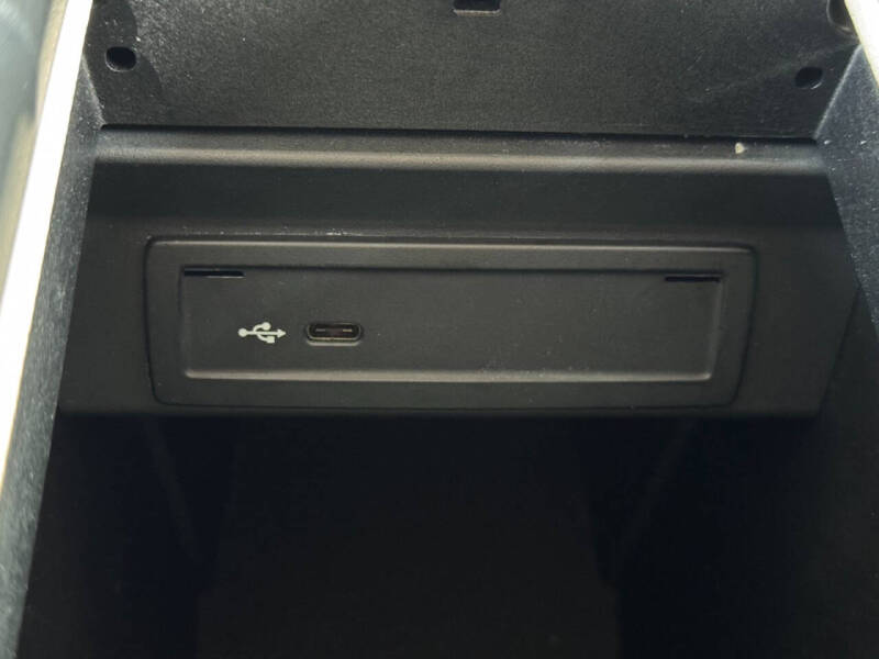 2021 Mercedes-Benz GLB GLB 250