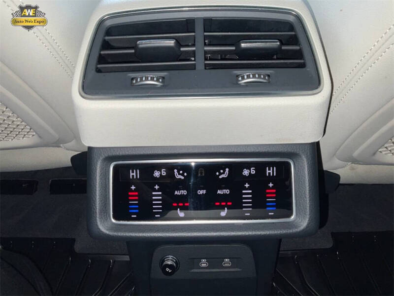 2024 Audi Q8 Sportback e-tron quattro Premium Plus S line