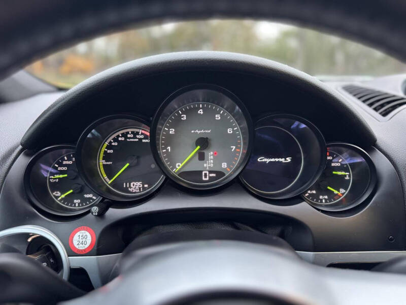 2016 Porsche Cayenne S E-Hybrid