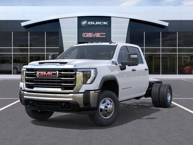 2026 GMC Sierra 3500HD CC Pro