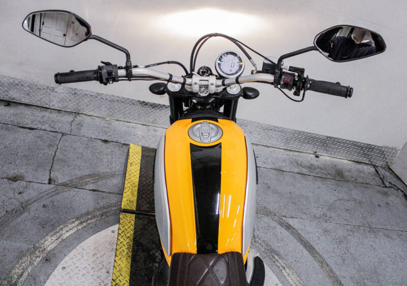 2015 Ducati Scrambler Icon