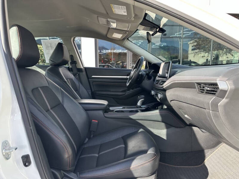 2023 Nissan Altima 2.5 SR