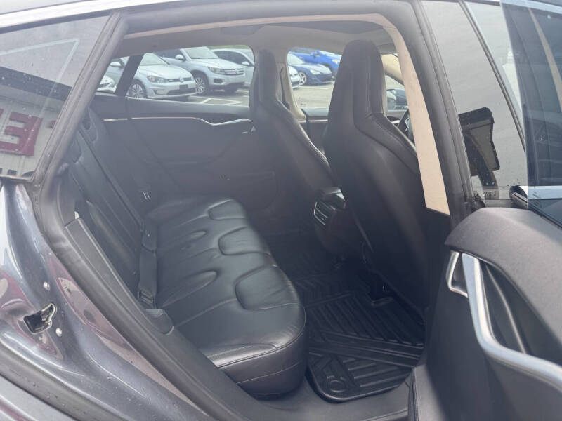 2013 Tesla Model S