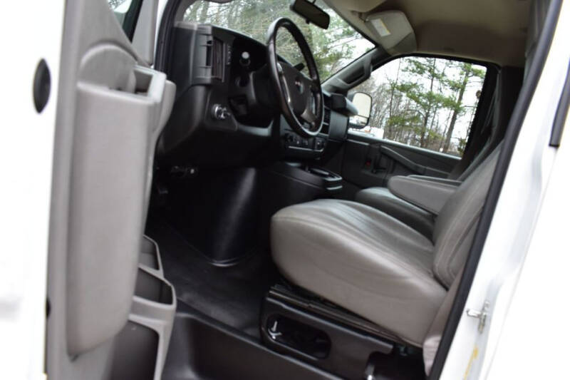 2018 GMC Savana 2500