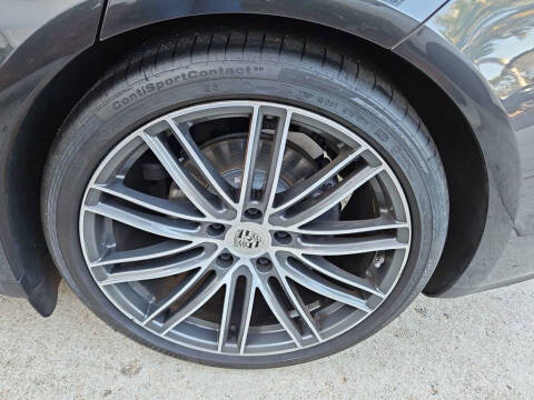 2018 Porsche Panamera