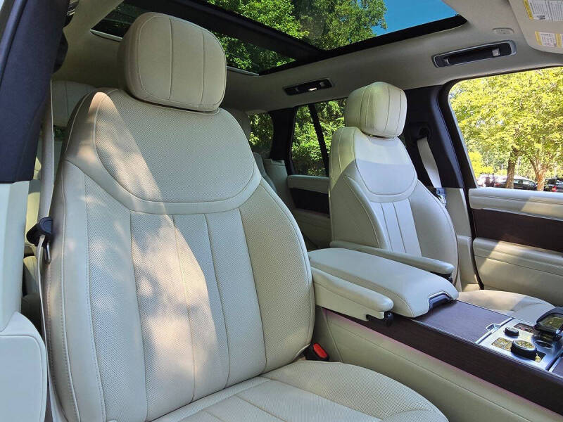 2023 Land Rover Range Rover P400 SE