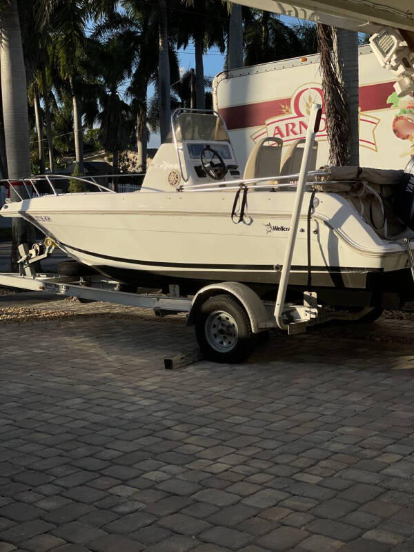 1997 Weldcraft 190CCF Center Console