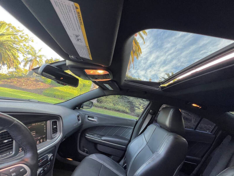 2016 Dodge Charger SXT