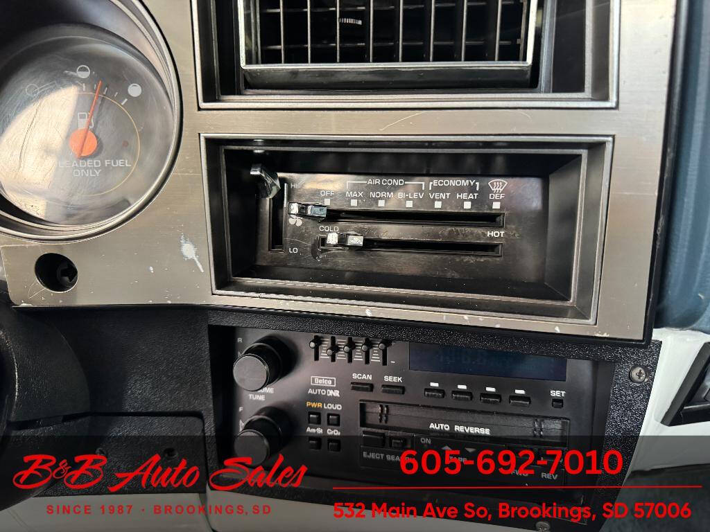 1990 GMC Jimmy 17