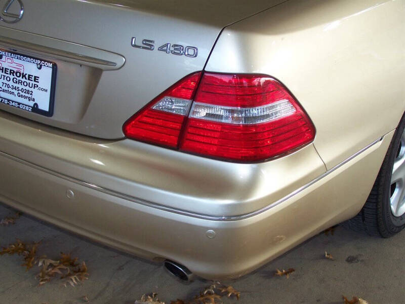 2004 Lexus LS 430