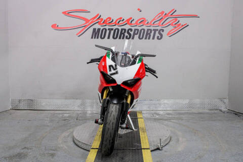 2023 Ducati Panigale V2