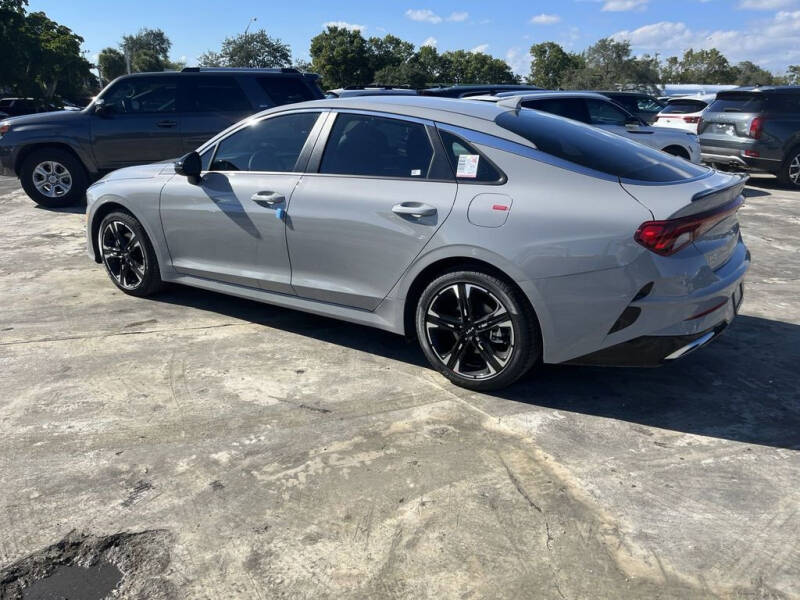 2024 Kia K5