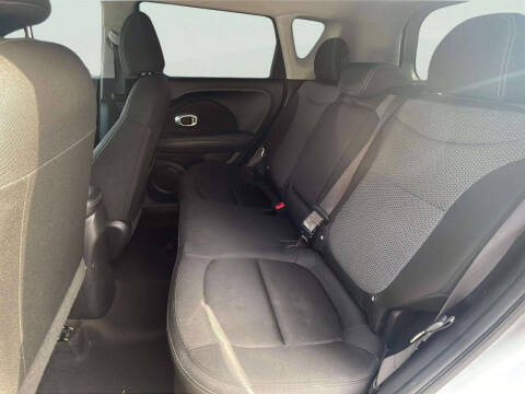 2019 Kia Soul +