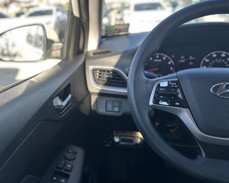 2018 Hyundai Accent SE