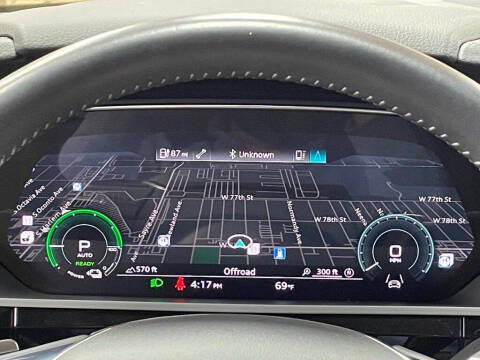 2021 Audi e-tron quattro Premium