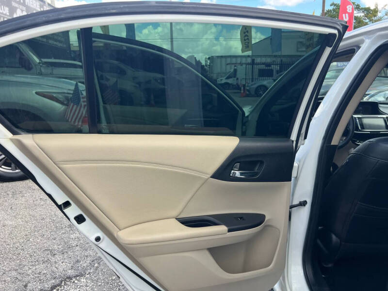 2017 Honda Accord EX w/Honda Sensing