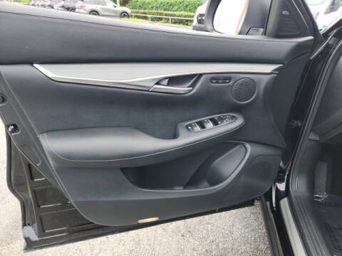 2025 Infiniti QX50 Luxe