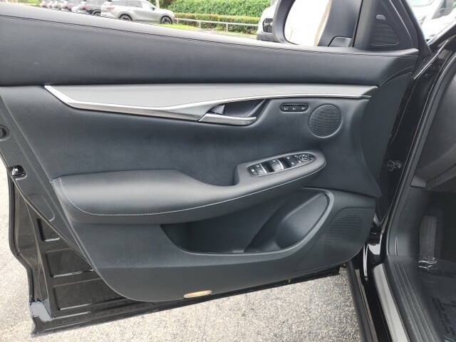 2025 Infiniti QX50 Luxe