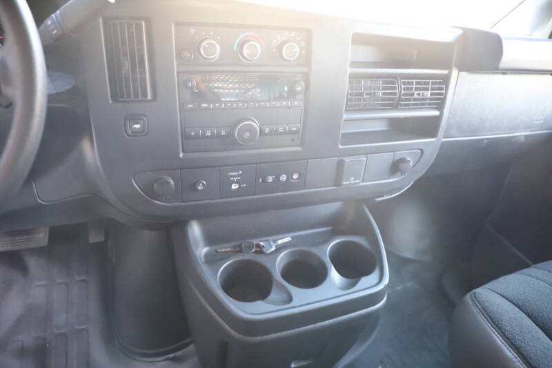 2024 GMC Savana 2500