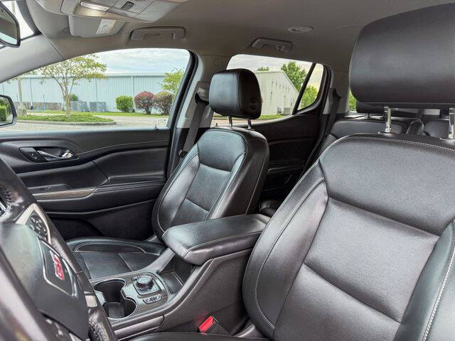 2022 GMC Acadia SLT