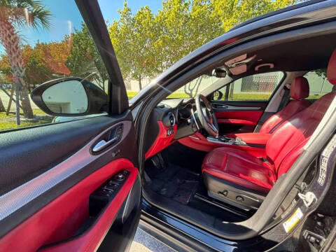 2018 Alfa Romeo Stelvio Sport