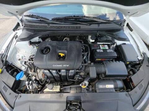 2019 Hyundai Veloster