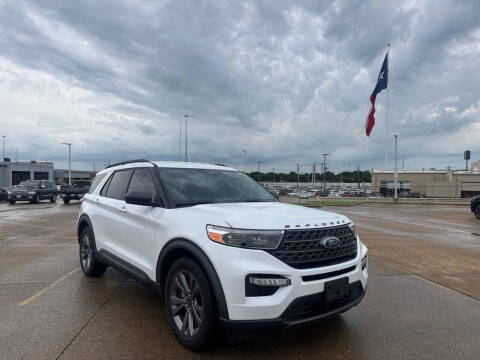 2021 Ford Explorer XLT Photo
