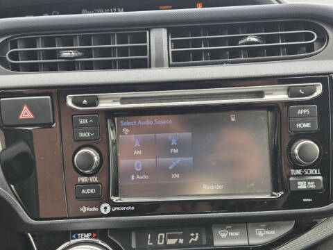 2015 Toyota Prius c Four