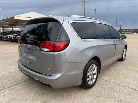 2018 Chrysler Pacifica Limited