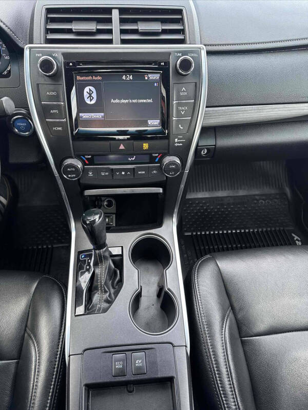 2017 Toyota Camry Hybrid