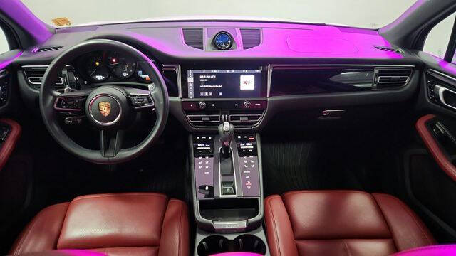 2023 Porsche Macan