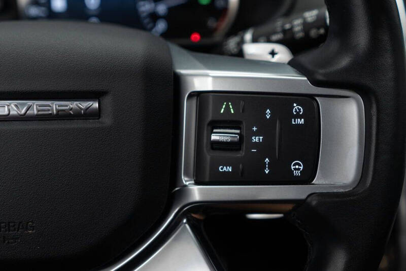 2023 Land Rover Discovery P300 S R-Dynamic