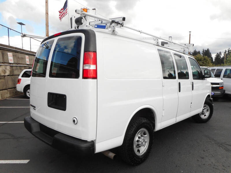 2016 Chevrolet Express 2500