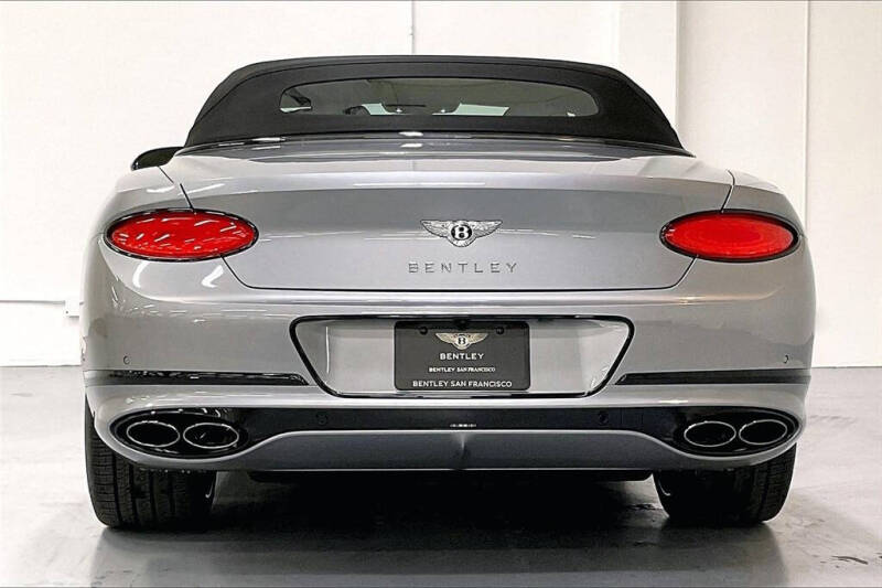 2024 Bentley Continental