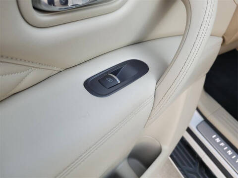 2022 Infiniti QX80 Sensory