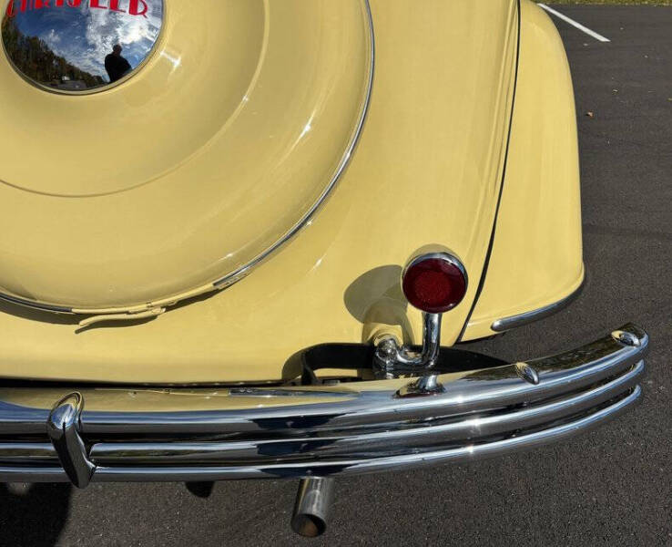 1934 Chrysler Airflow