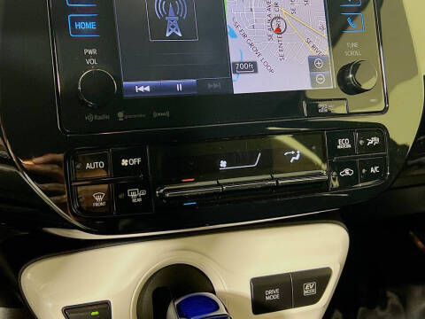 2018 Toyota Prius Three Touring
