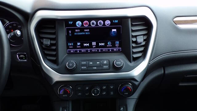 2017 GMC Acadia SLE-2