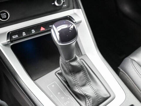 2022 Audi Q3 quattro S line Prem Plus 45 TFSI